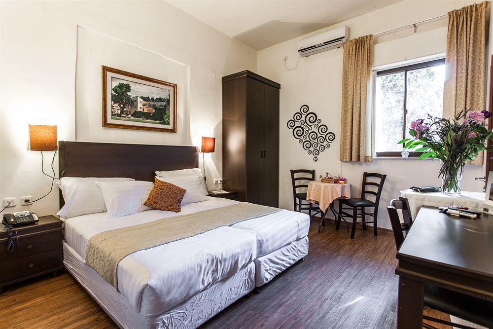 Hotel A Little House In Rechavia Jerusalem Exterior foto