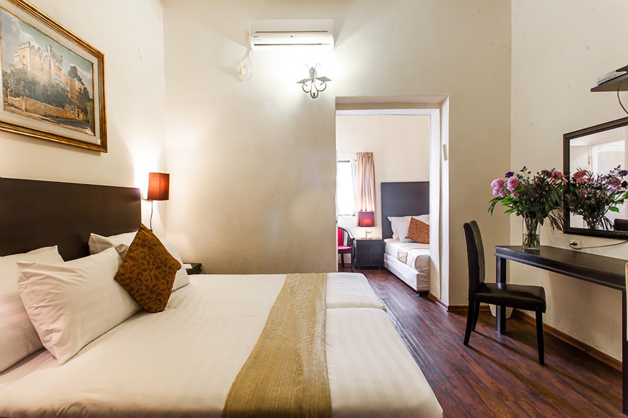 Hotel A Little House In Rechavia Jerusalem Exterior foto
